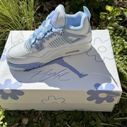 Womens Jordan 4 “Forget Me Not”