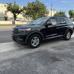 FORD EXPLORER XLT ✅✅ CLEAN CARFAX 