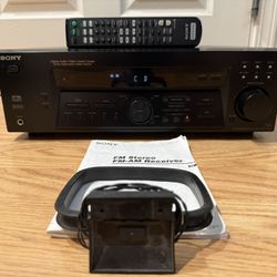   Sony STR-K740P AV Receiver W/Remote (Excellent Condition)   