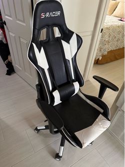 gaming chair