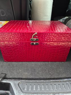 Storage box