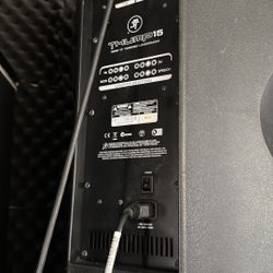 Bocinas Mackie Y Mixer Mackei 