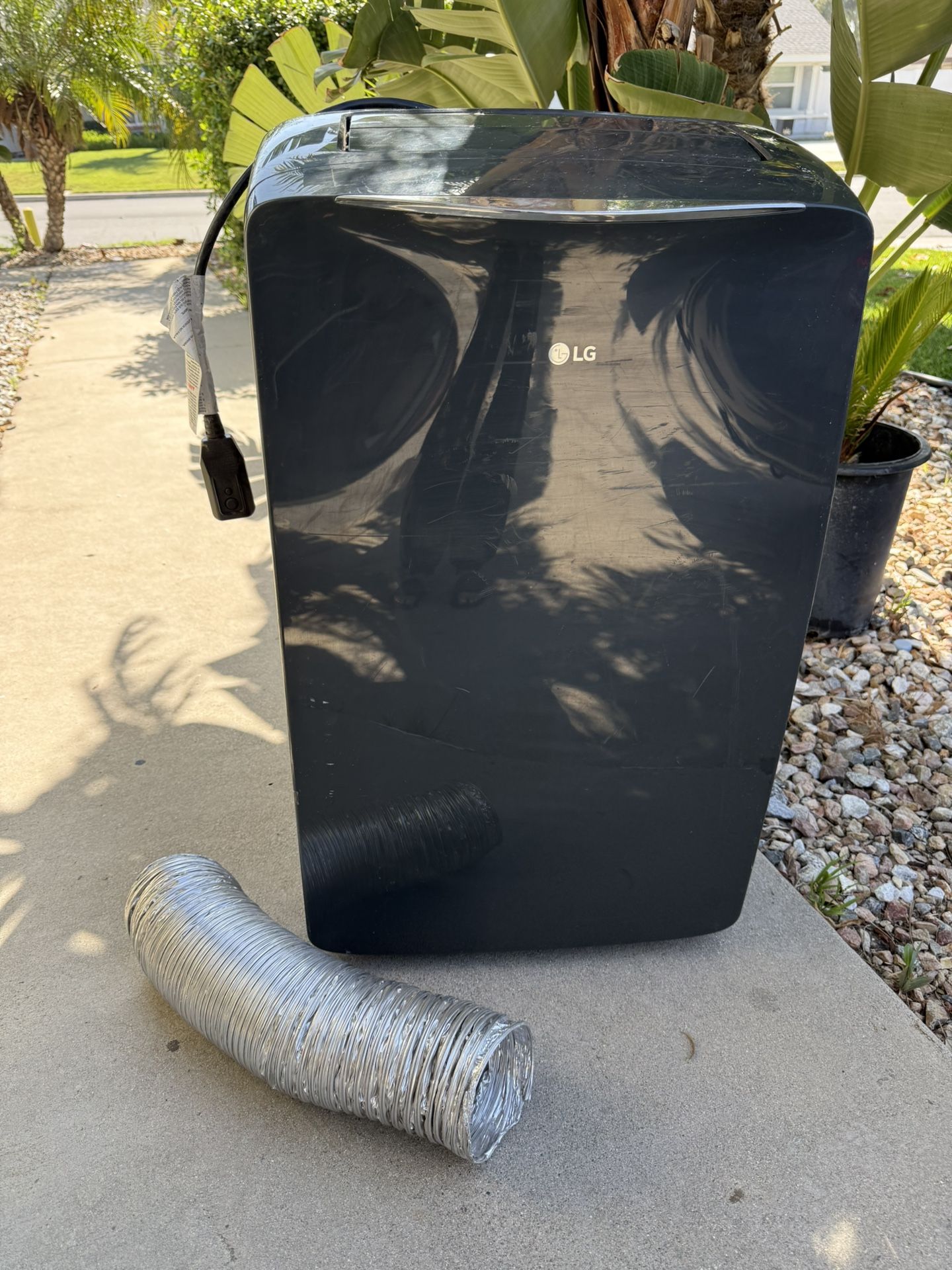 LG portable AC unit