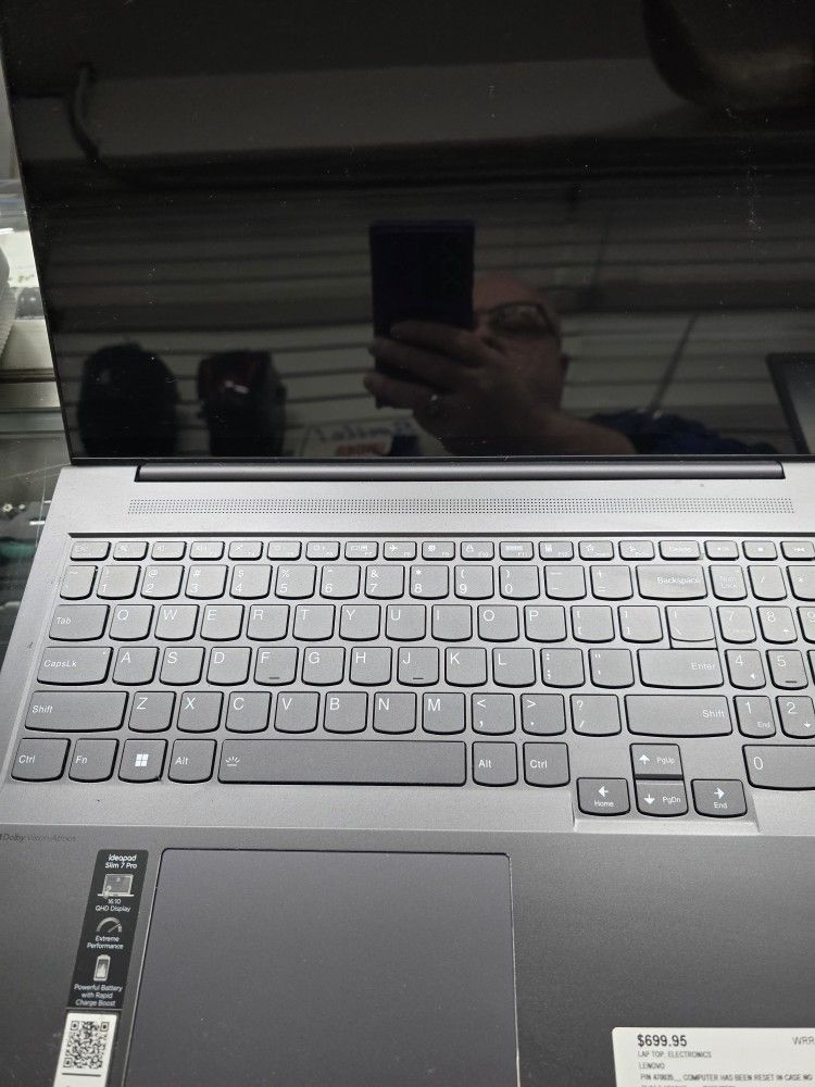 Laptop
