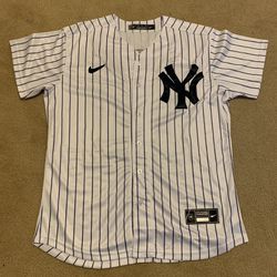 Custom Yankees Jersey for Sale in New York, NY - OfferUp