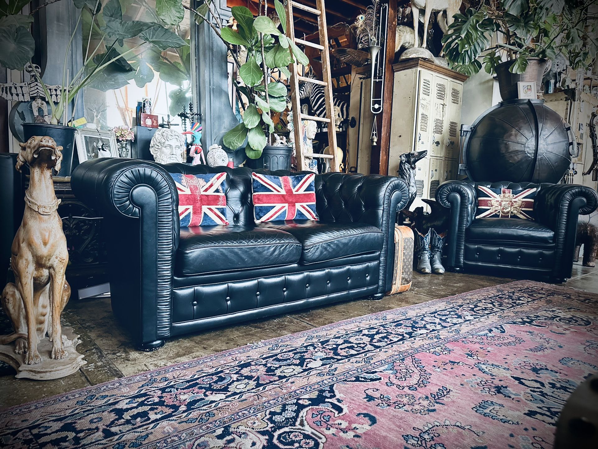 Classic Vintage Black Leather Chesterfield Loveseat Couch! Also have the Chair! A set!😍