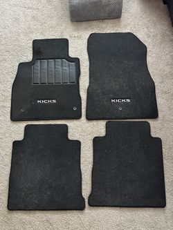 Nissan Kicks Floor Mats