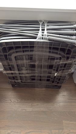 Dog Playpen / Pet Pen – Like New