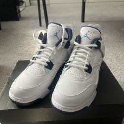 Jordan 4 Retro Columbia