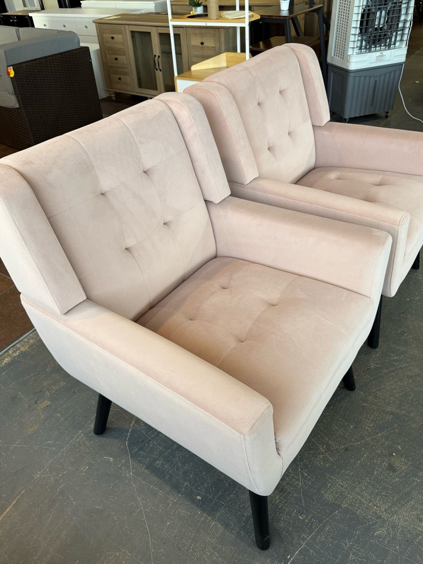 🔥Set of 2🔥Velvet material ergonomic armchair, used in living room, bedroom chair, home chair, black legs(Pink) 💰230$