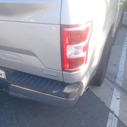 Luz Trasera Lado Del Pasajero F 150 XLT. Ano 2018