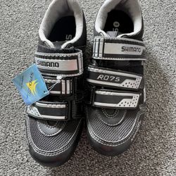 Shimano R075 Cycling Bike Shoes Black Silver  Size 40 - new