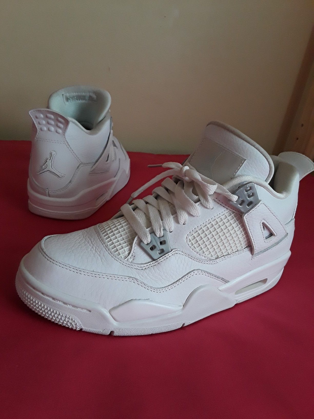 Nike Air Jordan 4 Retro Pure money Size 7 MEN and SIZE 8.5 WOMEN