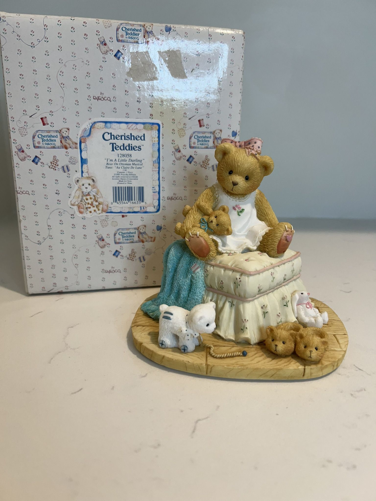 Cherished Teddies - Music Box
