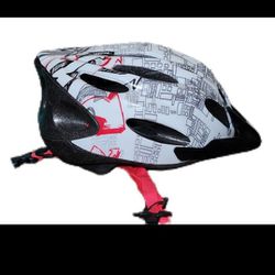 Schwinn Adult Bike Helmet Geometric Design Black White Red DOT This Schwinn Adult Bike Helmet comes in a sleek geometric design with black, white, and