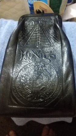 Leather cigarettes case