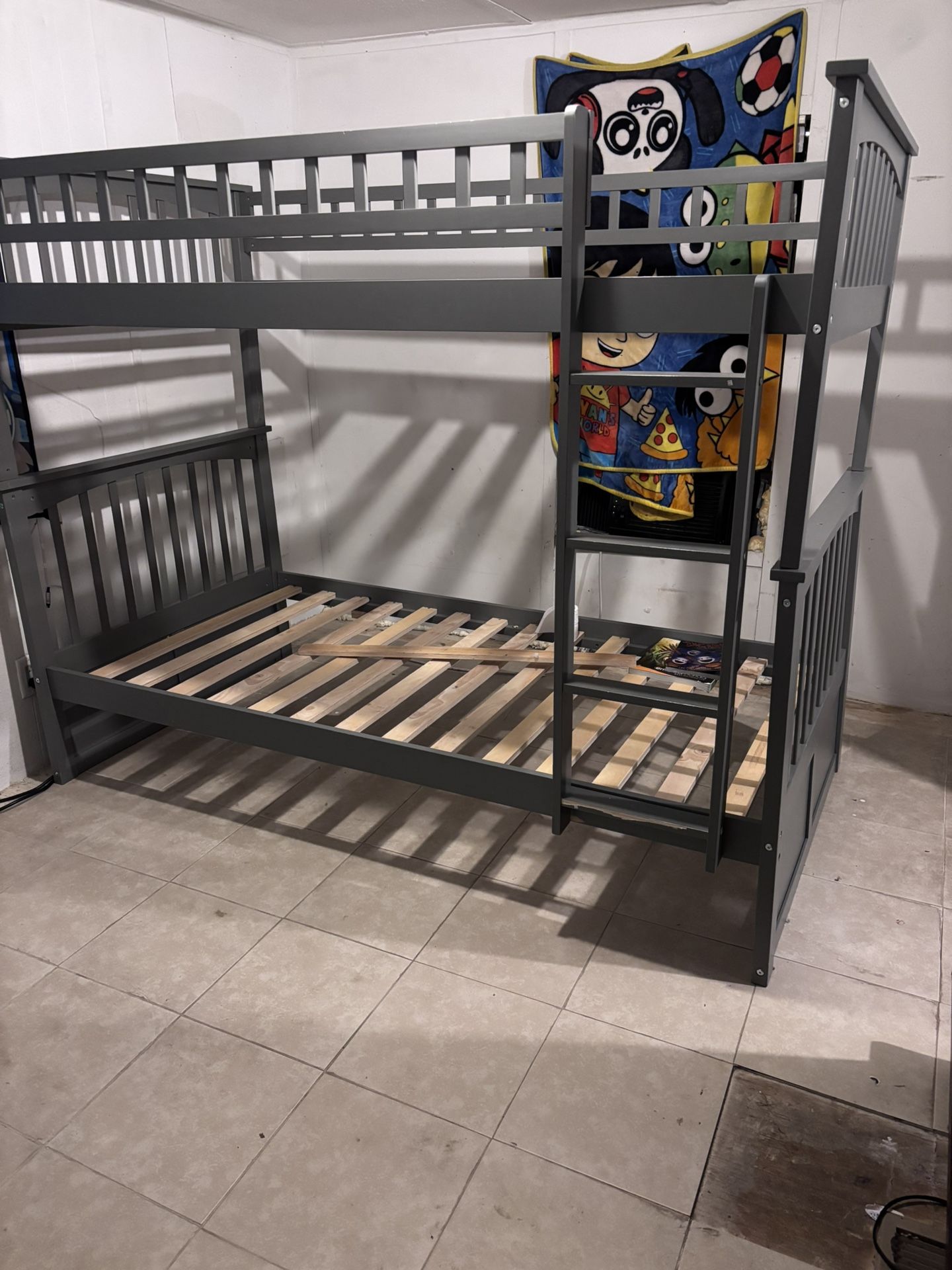 Bunk Bed With Trundle