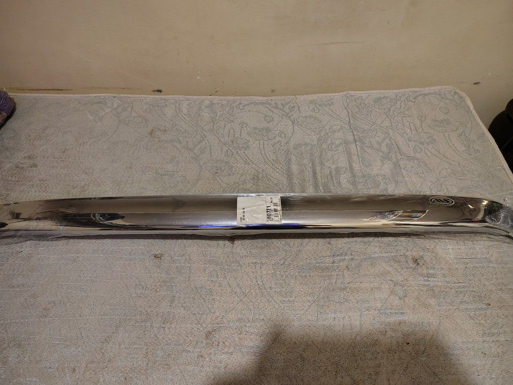 Brand new Bug deflector for 04/06 Durango