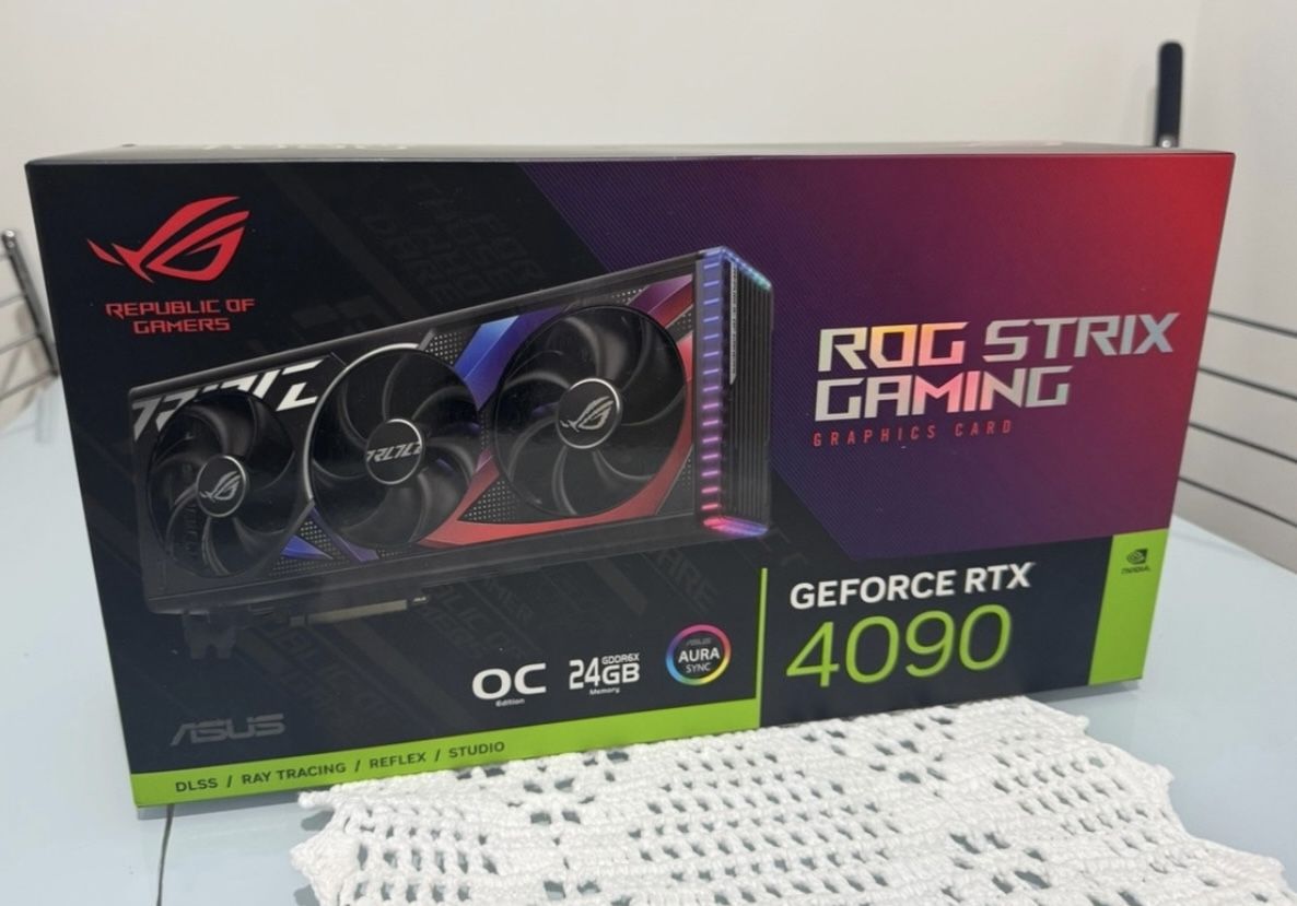 ASUS ROG Strix GeForce RTX 4090 24GB GDDR6X OC Gaming Edition Graphics Card