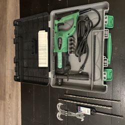 Hitachi SDS DH24PF Rotary Hammer Drill New Just Used Once 3 New Bits $150