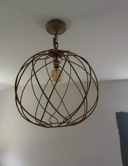 Light fixture