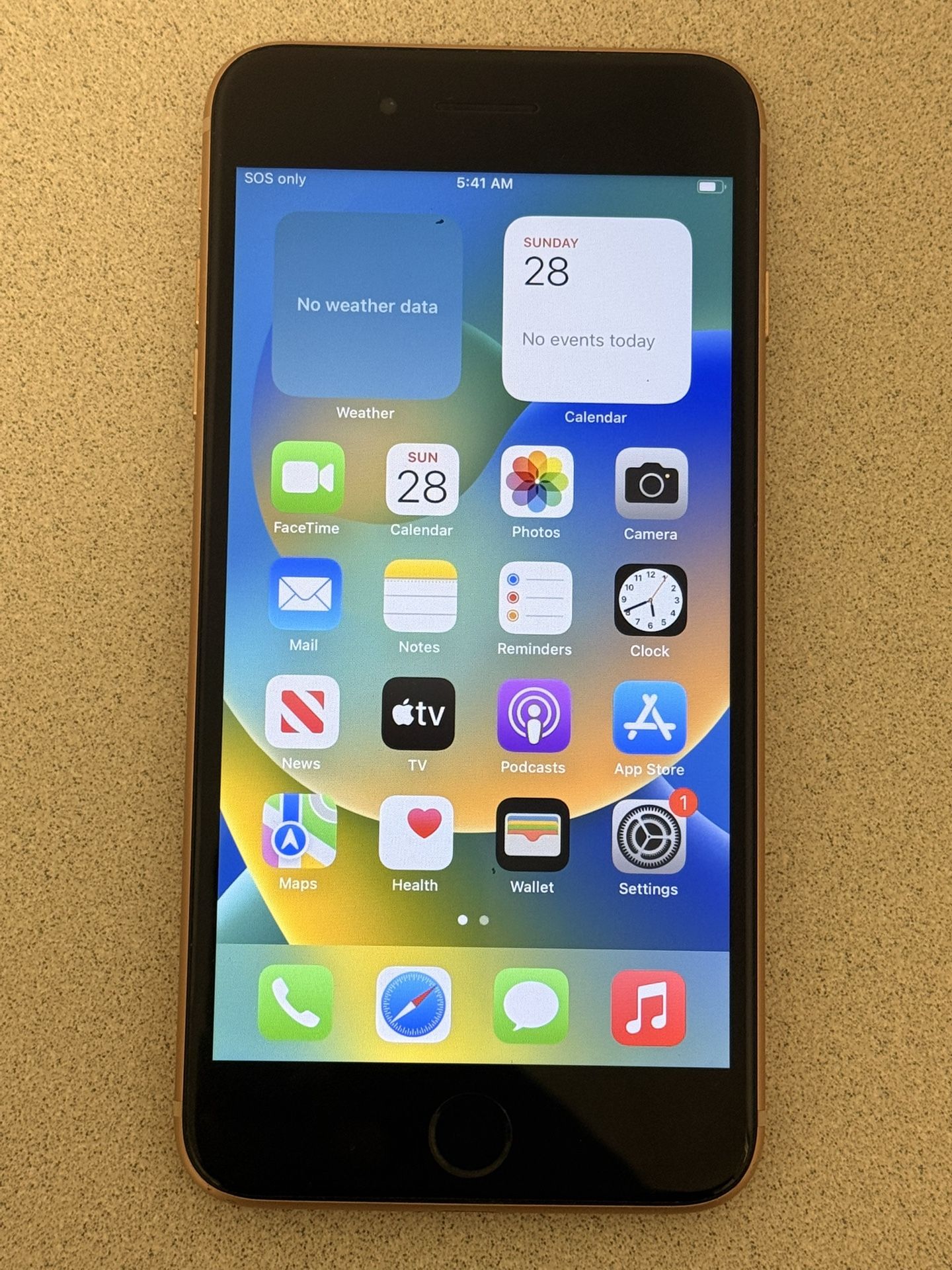 iPhone 8 Plus 64GB Gold Unlocked No Touch ID