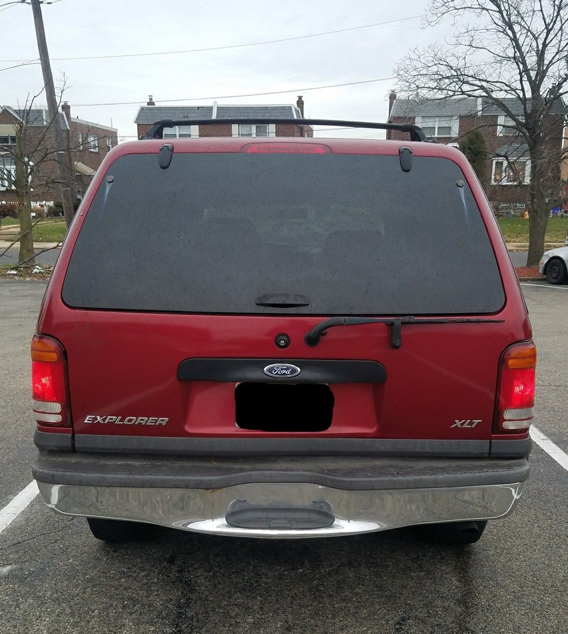2000 Ford Explorer
