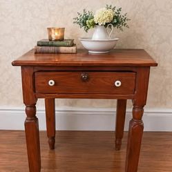 American Sheraton One-Drawer Work Table / Stand c. 1830–1850.