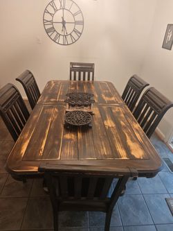 Solid wood Dinning set 8 men