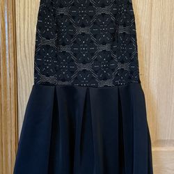 Womens Black Dress - Large