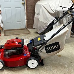 TORO PERSONAL PACE LAWN MOWER