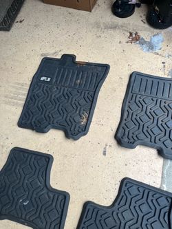 Fj cruiser floor mat