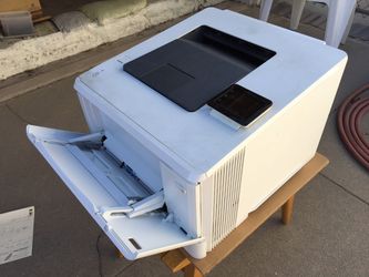 HP Color Laserjet Printer M452dw