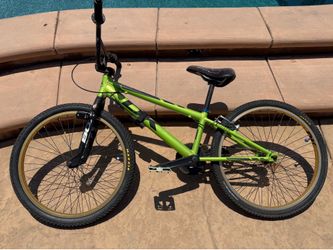 DK 24”  BMX cruiser