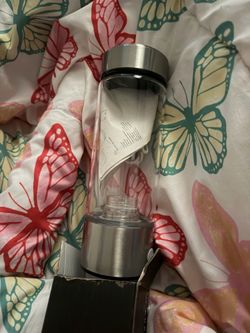 Hydrogen water bottle