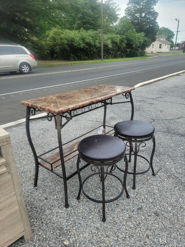 Huge Sale This Weekend!!!!