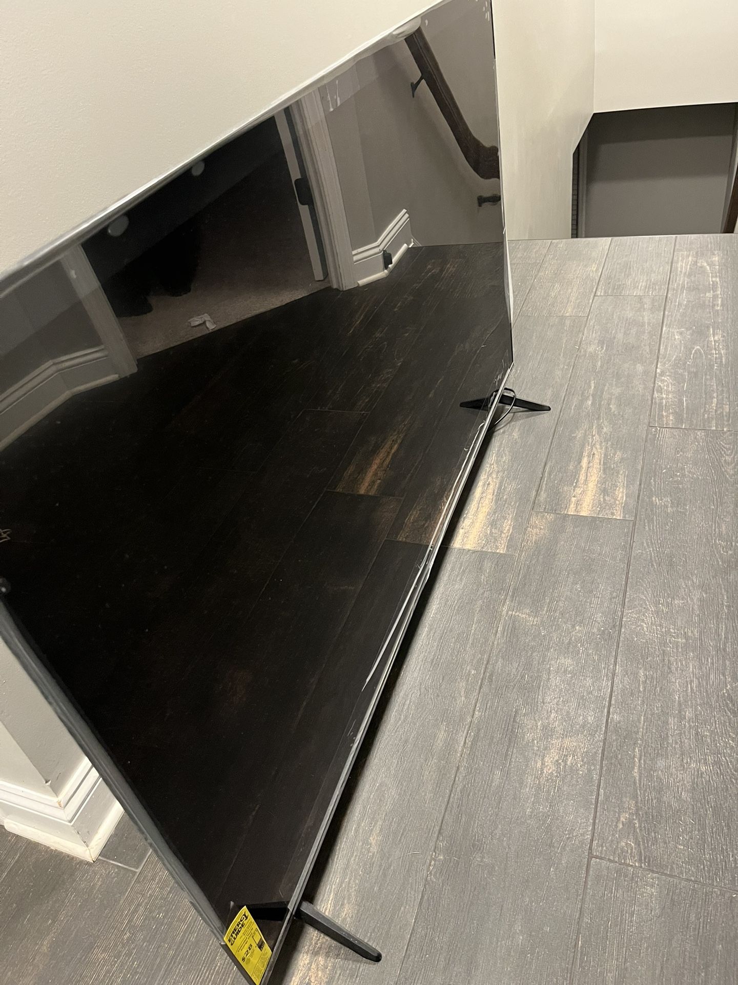 65 Inch Roku TCL With Legs