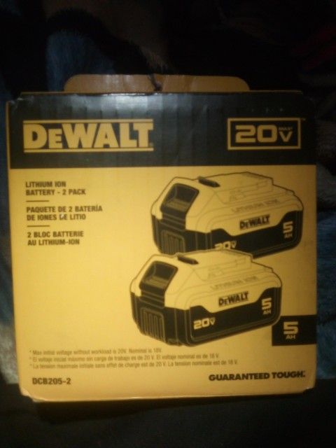Dewalt  Ah 2 Pack