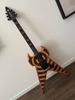 War Hammer Guitar