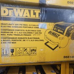 Dewalt Heavy Duty 225 Psi .ax 4.5 Gal Electric Wheeled Portable Compressor 