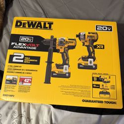 DeWalt 20V MAX Cordless Brushless 2 Tool Hammer Drill and Impact Driver Kit