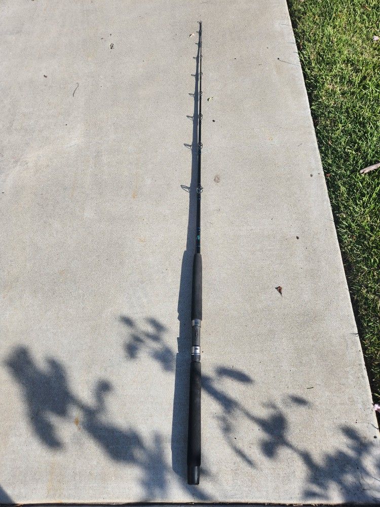 For Sale Tiburon Hammerhead Fishing Rod 25-40 Lbs