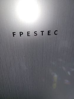 FPESTEC  Mini refrigerator
