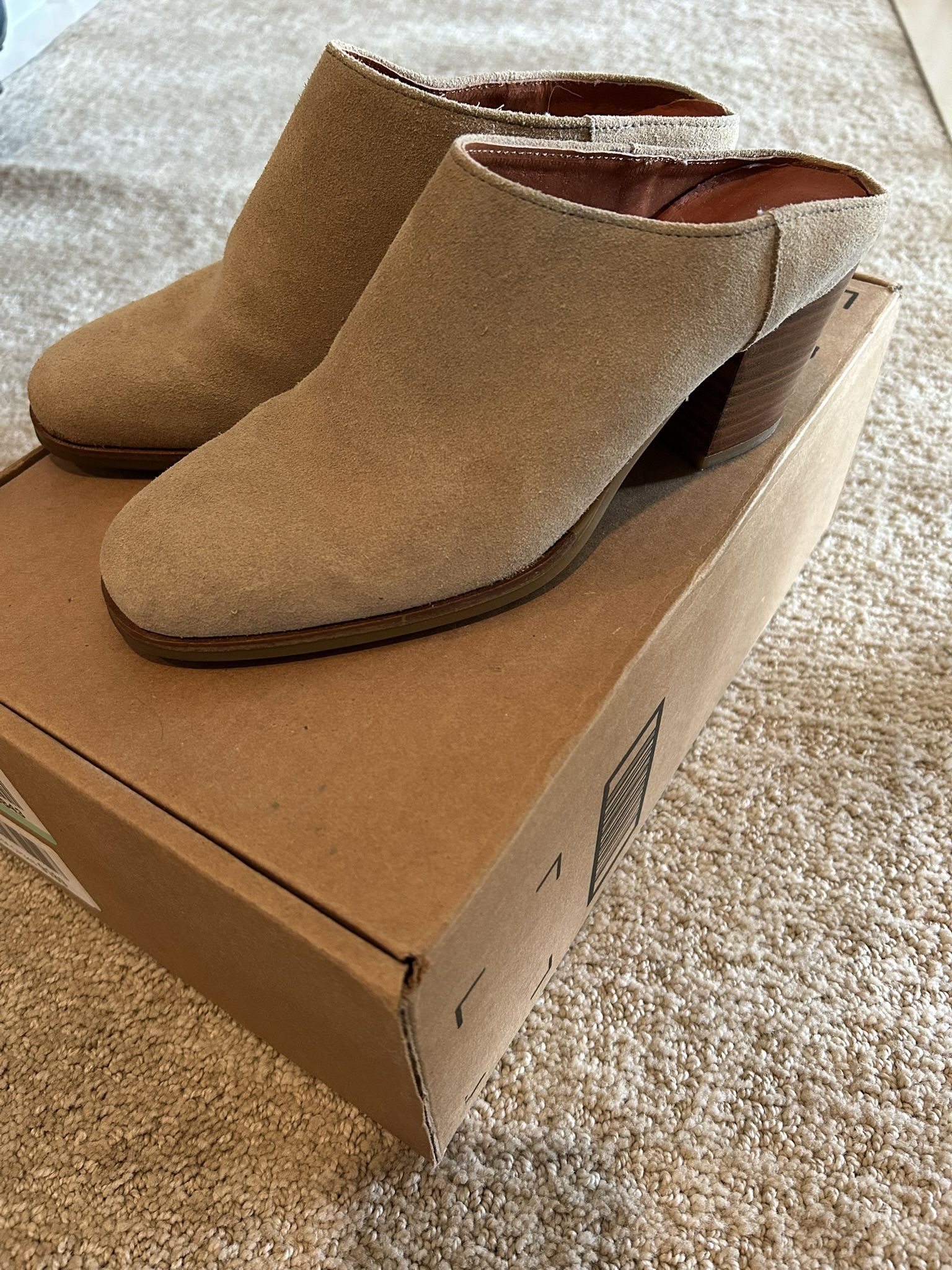 Suede Mule Boots