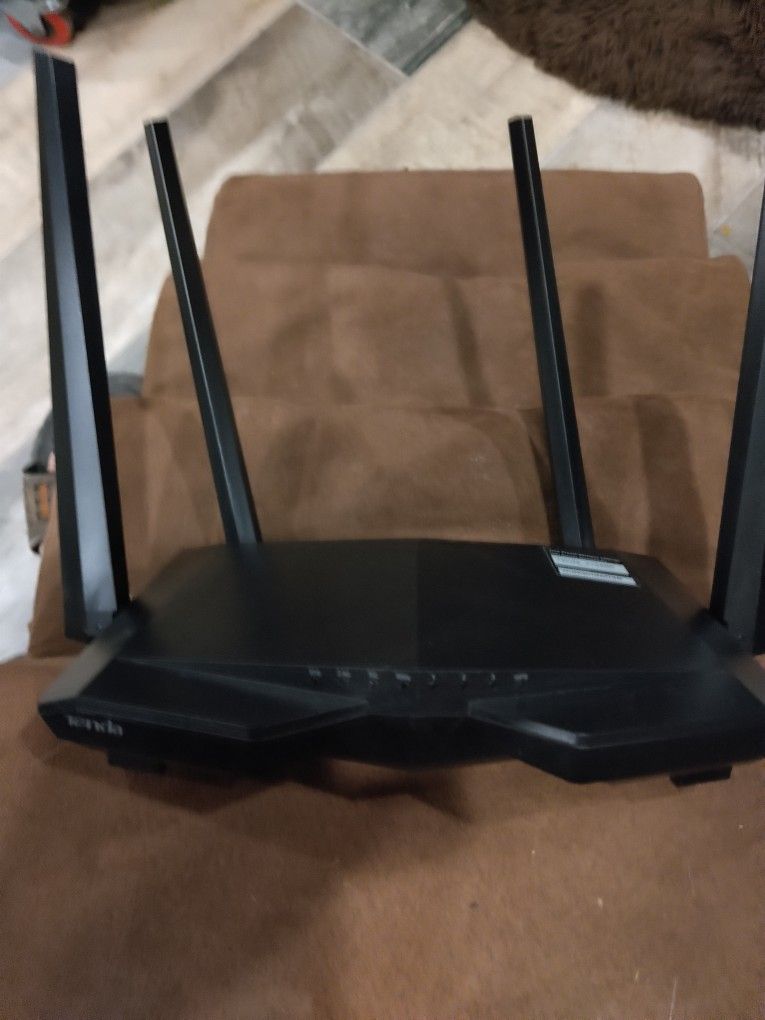 Router for Sale in Banning, CA OfferUp