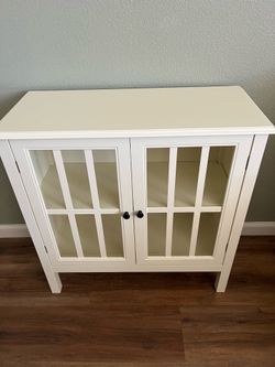 Storage/display cabinet