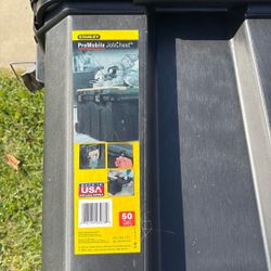 Job Tools Box - Large wheeled Stanley With Lock