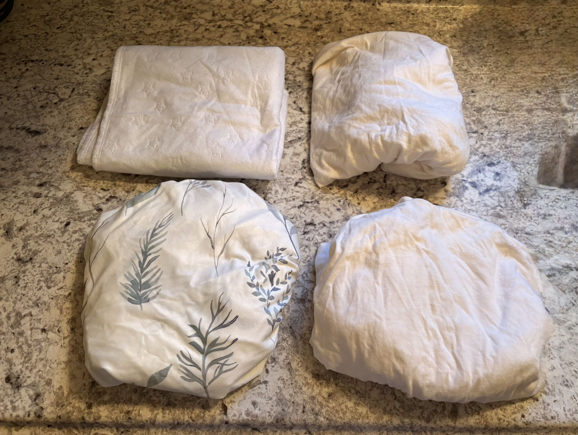 3 Pack N Play Sheets & 1 Crib Mattress Protector