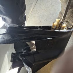 1984 90 Hp Tower Of Power Lower End With Prop