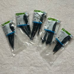Adjustable Drip Emitter on Stake (4-Pack)
